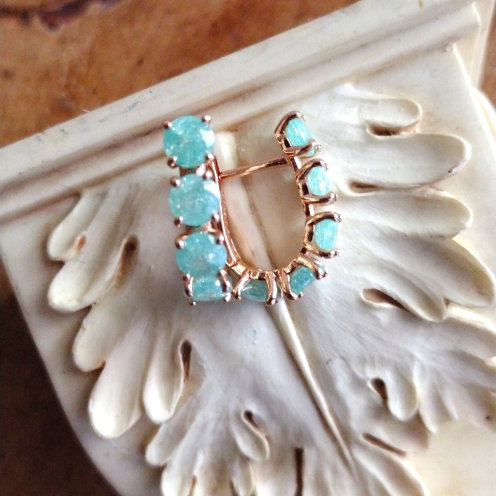 Sherbet Mint green Sapphire Gold earrings